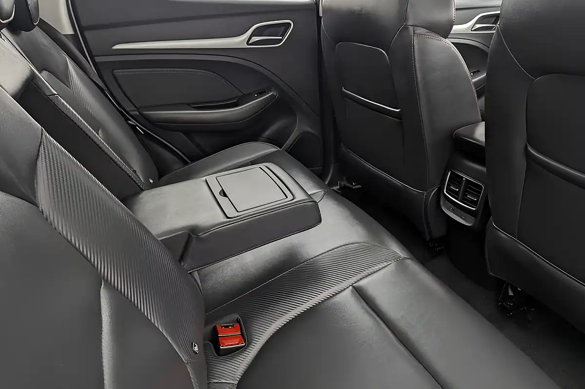 Used 2022 MG Zs Trophy Connect Long Range White - Interior and Exterior details 15