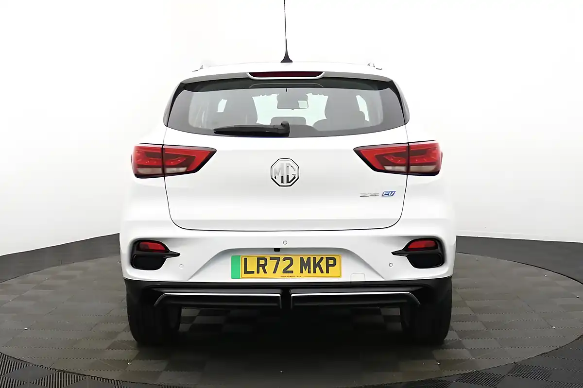 Used 2022 MG Zs Trophy Connect Long Range White - Interior and Exterior details 4