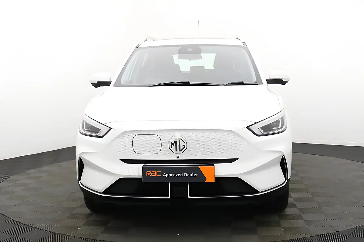 Used 2022 MG Zs Trophy Connect Long Range White - Interior and Exterior details 7