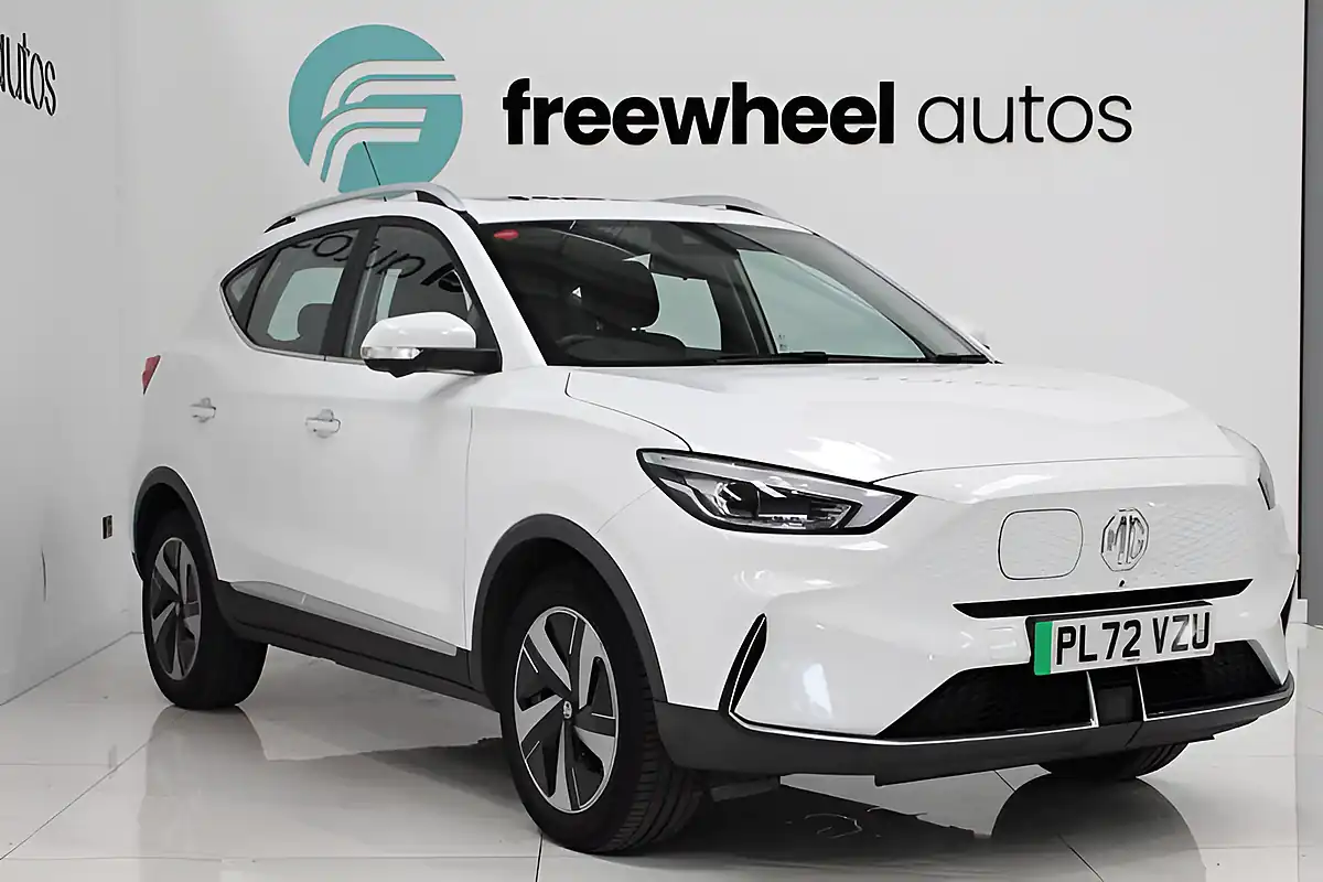 Used 2022 MG Zs Trophy Long Range White - Interior and Exterior details 2