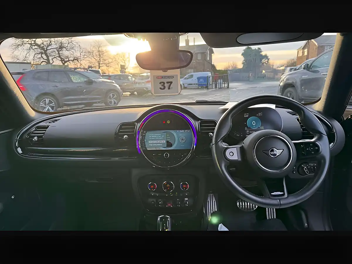 Used 2022 MINI Clubman Cooper Shadow Edition Black - Interior and Exterior details 10