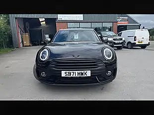 Used 2022 MINI Clubman Cooper Shadow Edition Black - Interior and Exterior details 13