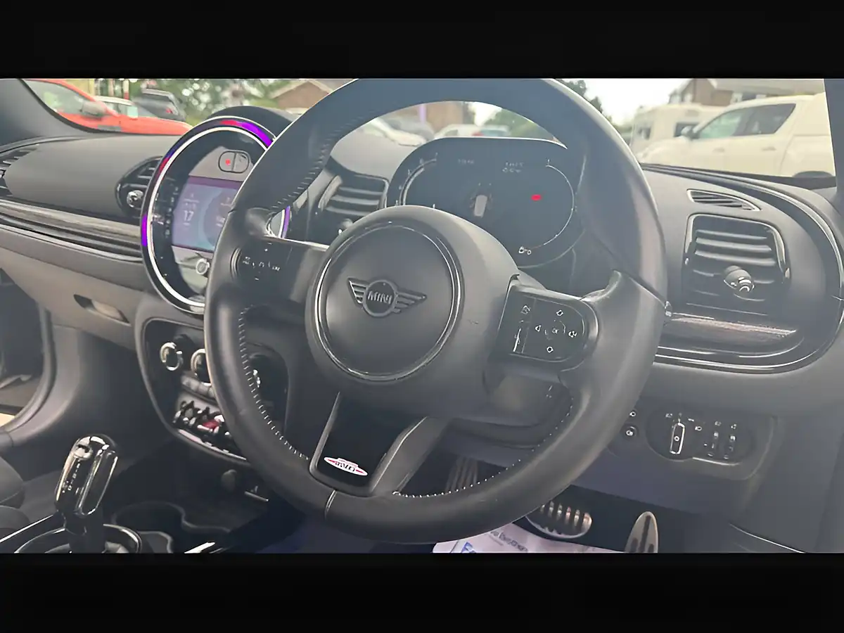 Used 2022 MINI Clubman Cooper Shadow Edition Black - Interior and Exterior details 14
