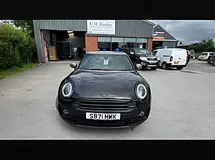 Used 2022 MINI Clubman Cooper Shadow Edition Black - Interior and Exterior details 2
