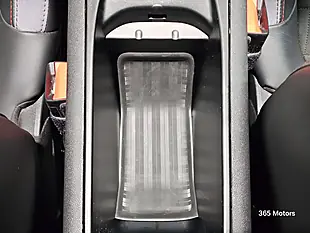 Used 2022 MINI Clubman Sport British Racing Green Iv - Interior and Exterior details 16