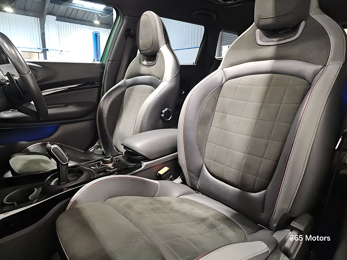 Used 2022 MINI Clubman Sport British Racing Green Iv - Interior and Exterior details 9