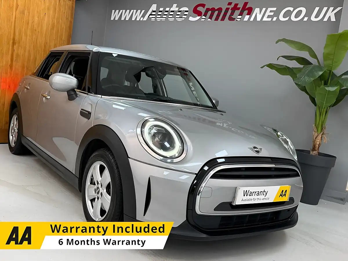 Used 2022 MINI Cooper Classic Silver - Front View