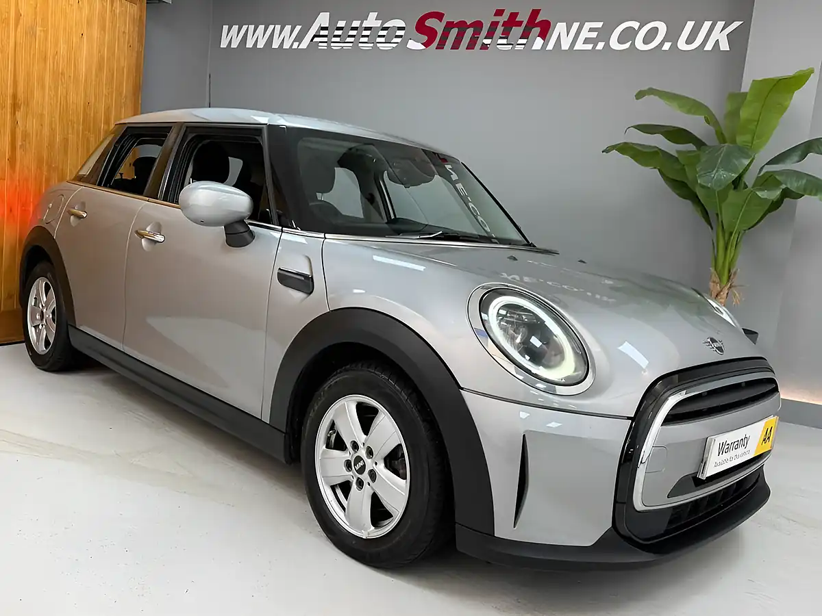 Used 2022 MINI Cooper Classic Silver - Interior and Exterior details 13