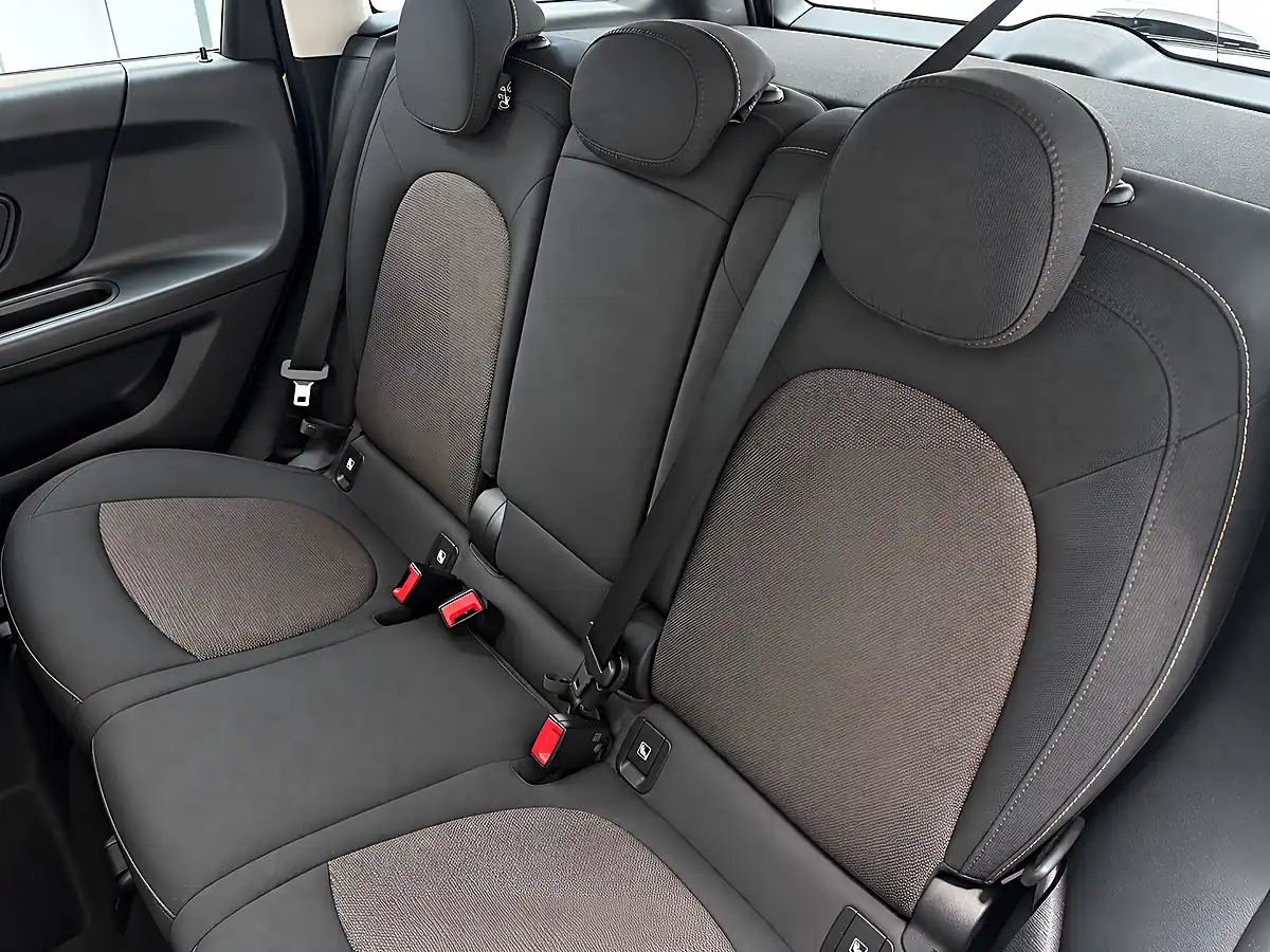 Used 2022 MINI Countryman Cooper Classic Grey - Interior and Exterior details 14