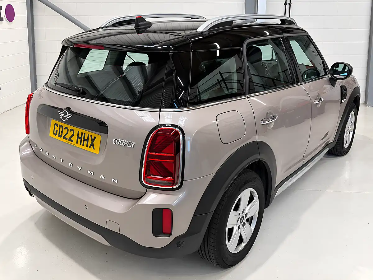 Used 2022 MINI Countryman Cooper Classic Grey - Interior and Exterior details 5