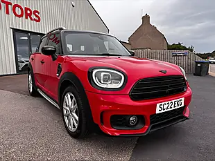 Used 2022 MINI Countryman Cooper Sport Red - Interior and Exterior details 2