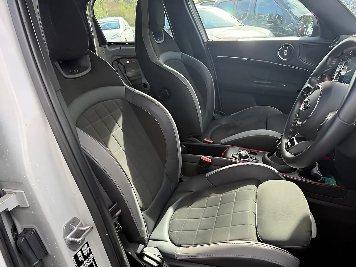 Used 2022 MINI Countryman Cooper Sport Silver - Interior and Exterior details 3
