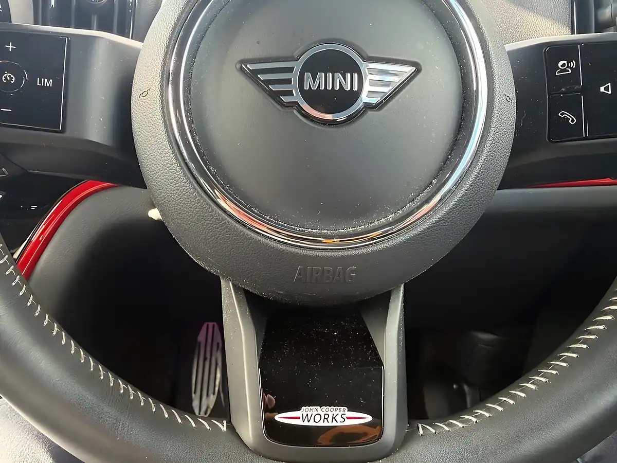 Used 2022 MINI Countryman Cooper Sport Silver - Interior and Exterior details 9