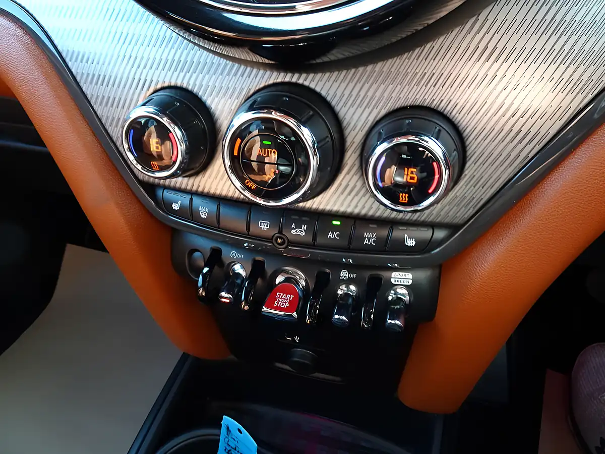 Used 2022 MINI Countryman Exclusive Enigmatic Black - Interior and Exterior details 11