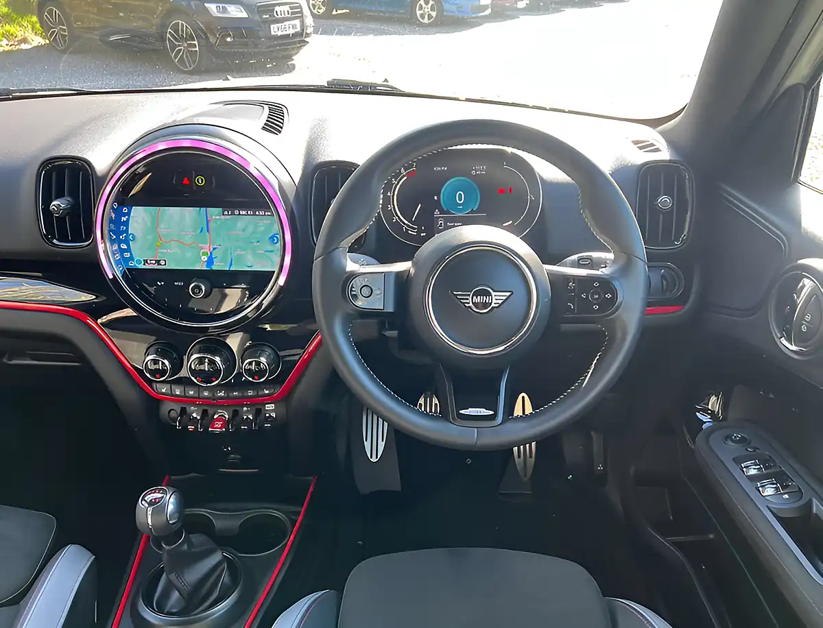 Used 2022 MINI Countryman Sport White Silver - Interior and Exterior details 17