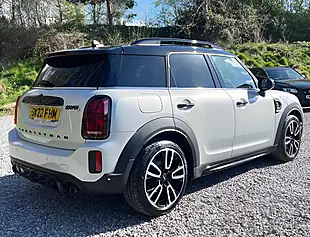 Used 2022 MINI Countryman Sport White Silver - Interior and Exterior details 3
