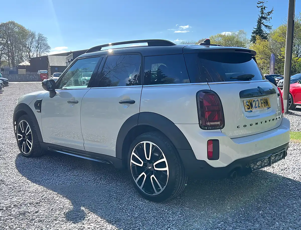 Used 2022 MINI Countryman Sport White Silver - Interior and Exterior details 5
