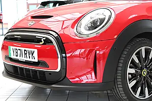 Used 2022 MINI Electric Hatch Level 3 Red - Interior and Exterior details 2