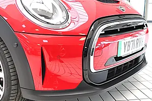 Used 2022 MINI Electric Hatch Level 3 Red - Interior and Exterior details 6