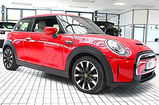 Used 2022 MINI Electric Hatch Level 3 Red - Interior and Exterior details 7