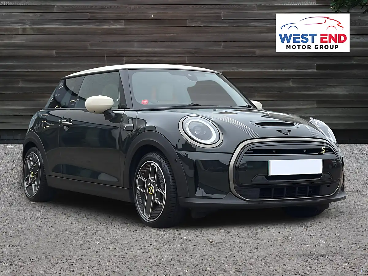 Used 2022 MINI Electric Hatch Resolute Edition Green - Front View