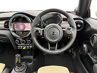 Used 2022 MINI Electric Hatch Resolute Edition Green - Interior and Exterior details 8