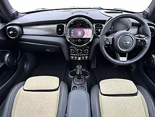 Used 2022 MINI Electric Hatch Resolute Edition Green - Interior and Exterior details 9