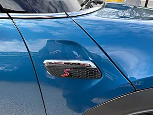 Used 2022 MINI Hatch Classic Island Blue Metallic - Interior and Exterior details 10
