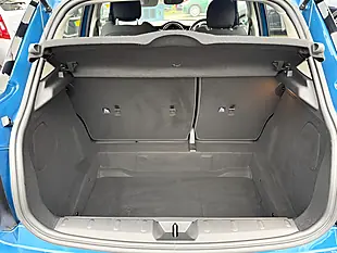 Used 2022 MINI Hatch Classic Island Blue Metallic - Interior and Exterior details 14