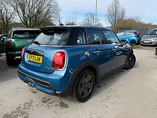 Used 2022 MINI Hatch Classic Island Blue Metallic - Interior and Exterior details 3