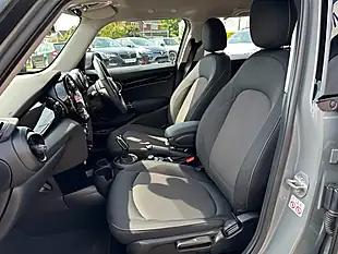Used 2022 MINI Hatch Cooper Classic Grey - Interior and Exterior details 14