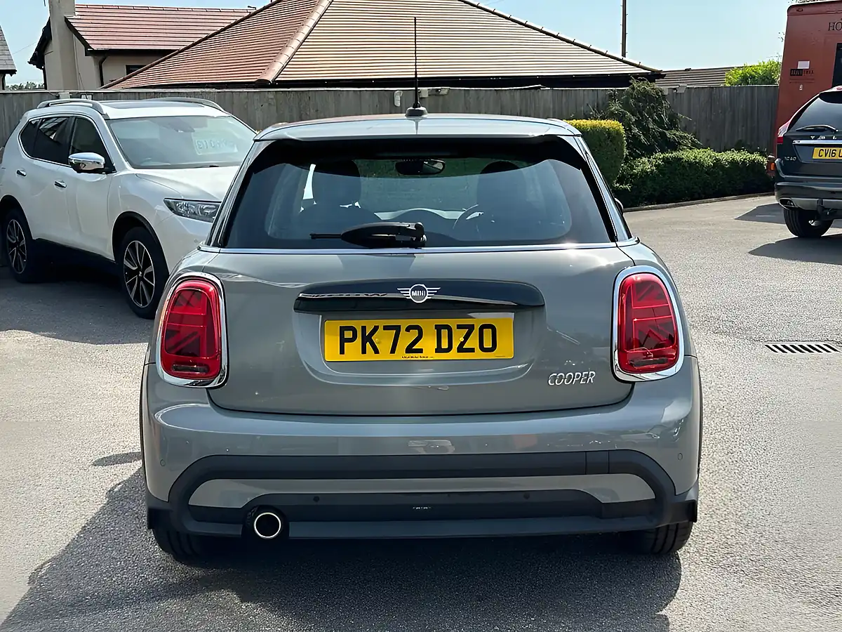 Used 2022 MINI Hatch Cooper Classic Grey - Interior and Exterior details 6