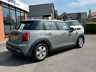 Used 2022 MINI Hatch Cooper Classic Grey - Interior and Exterior details 7