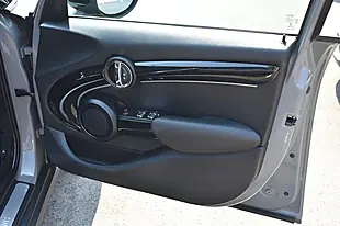 Used 2022 MINI Hatch Cooper Classic Grey - Interior and Exterior details 12