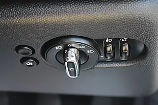 Used 2022 MINI Hatch Cooper Classic Grey - Interior and Exterior details 14