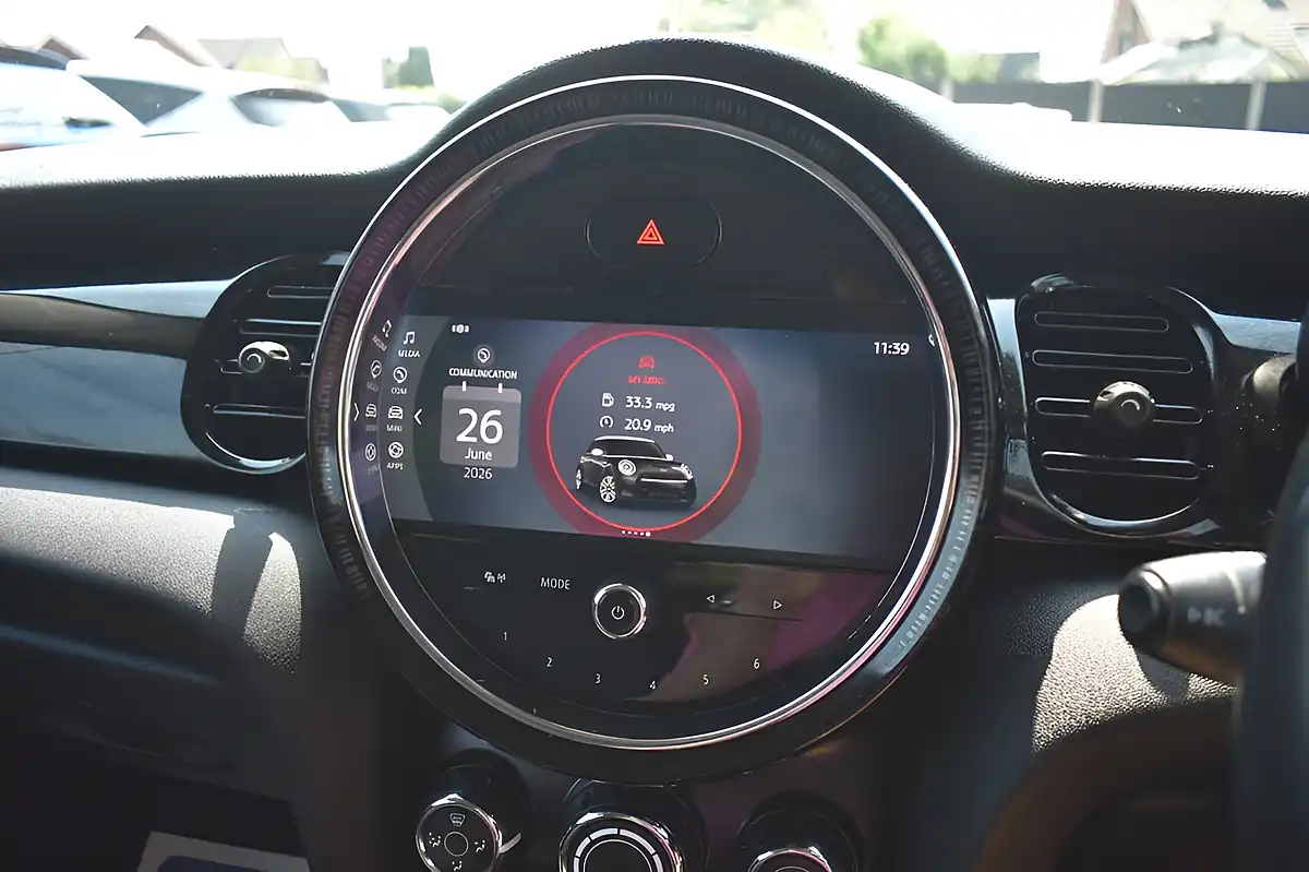 Used 2022 MINI Hatch Cooper Classic Grey - Interior and Exterior details 15