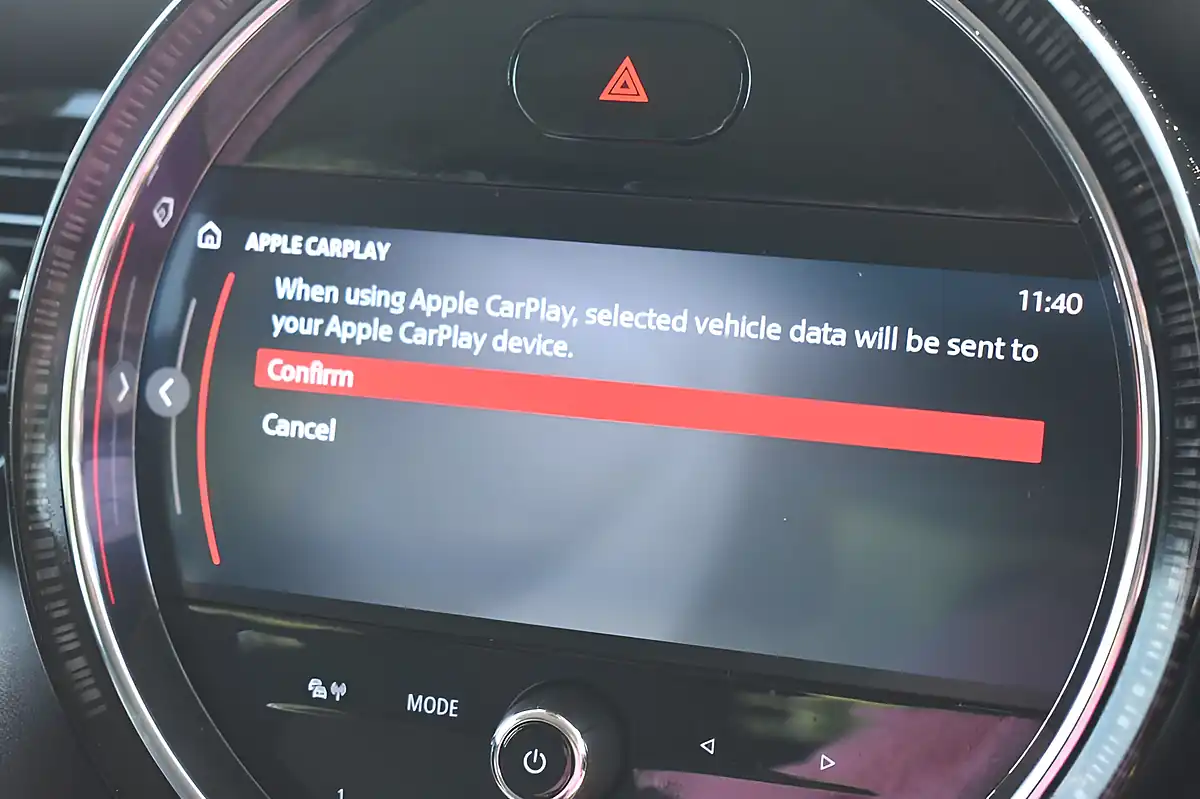 Used 2022 MINI Hatch Cooper Classic Grey - Interior and Exterior details 17