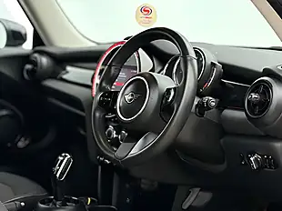 Used 2022 MINI Hatch Cooper Classic Moonwalk Grey - Interior and Exterior details 16