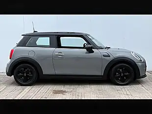 Used 2022 MINI Hatch Cooper Classic Moonwalk Grey - Interior and Exterior details 2