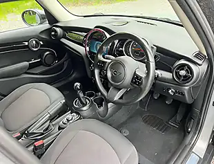 Used 2022 MINI Hatch Cooper Classic Moonwalk Grey - Interior and Exterior details 12