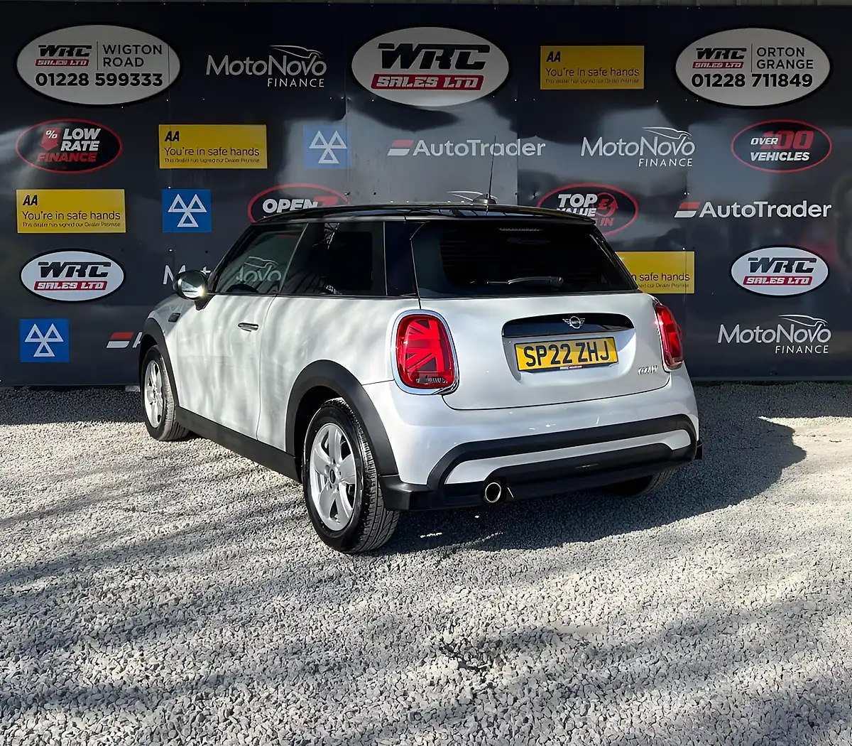 Used 2022 MINI Hatch Cooper Classic Silver - Interior and Exterior details 3