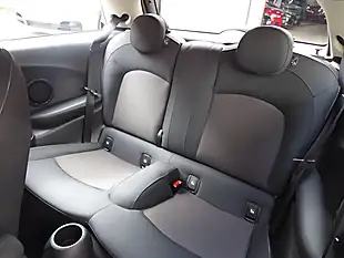 Used 2022 MINI Hatch Cooper Classic Yellow - Interior and Exterior details 20