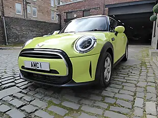 Used 2022 MINI Hatch Cooper Classic Yellow - Interior and Exterior details 3