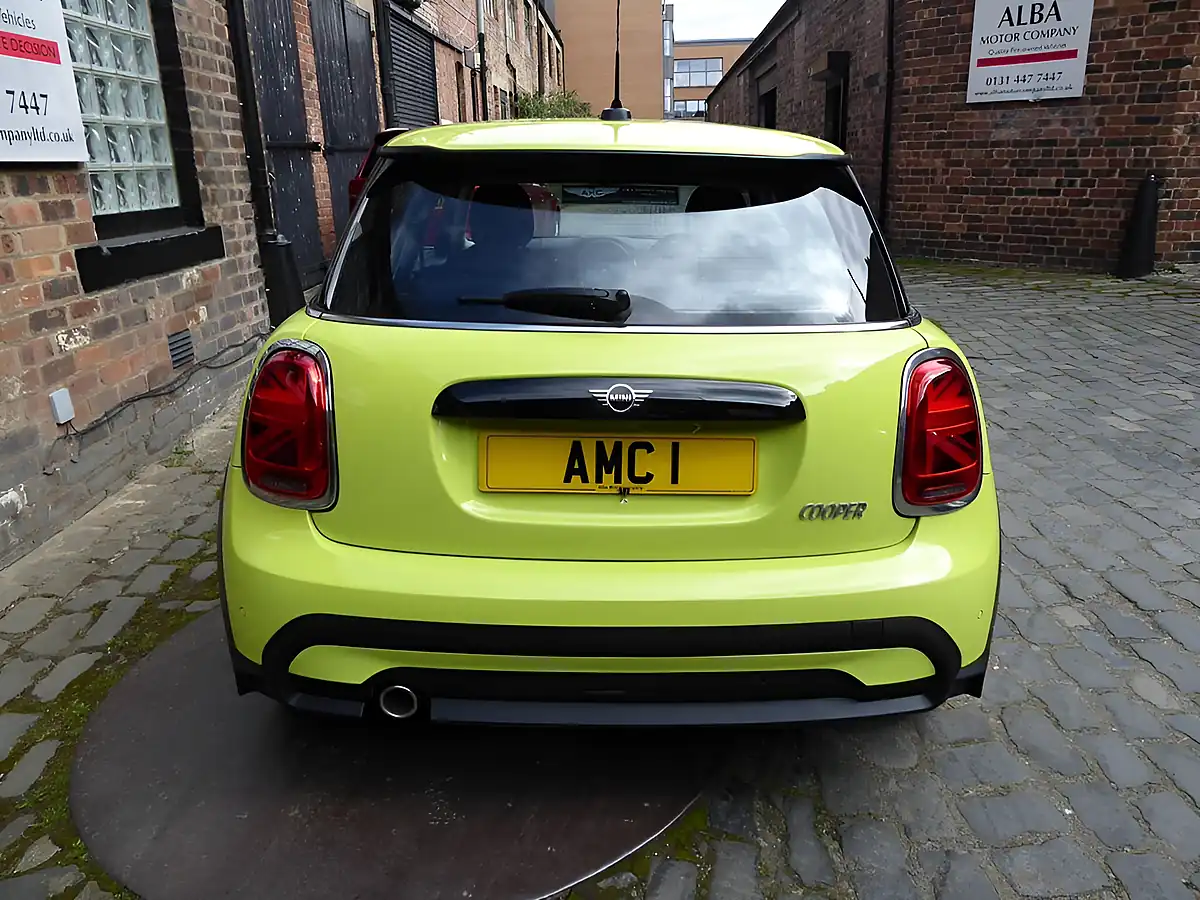Used 2022 MINI Hatch Cooper Classic Yellow - Interior and Exterior details 5