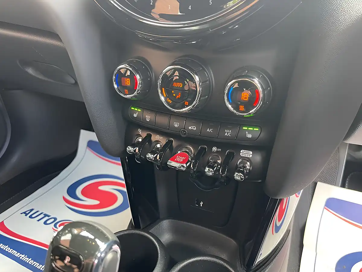 Used 2022 MINI Hatch Cooper Exclusive Black - Interior and Exterior details 12