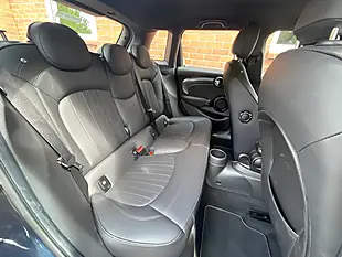Used 2022 MINI Hatch Cooper Exclusive Black - Interior and Exterior details 17