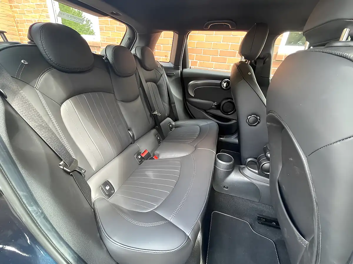 Used 2022 MINI Hatch Cooper Exclusive Black - Interior and Exterior details 17