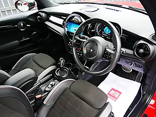 Used 2022 MINI Hatch Cooper Sport Chilli Red - Interior and Exterior details 10