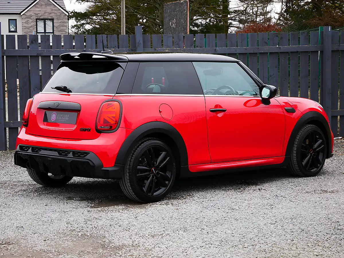 Used 2022 MINI Hatch Cooper Sport Chilli Red - Interior and Exterior details 9