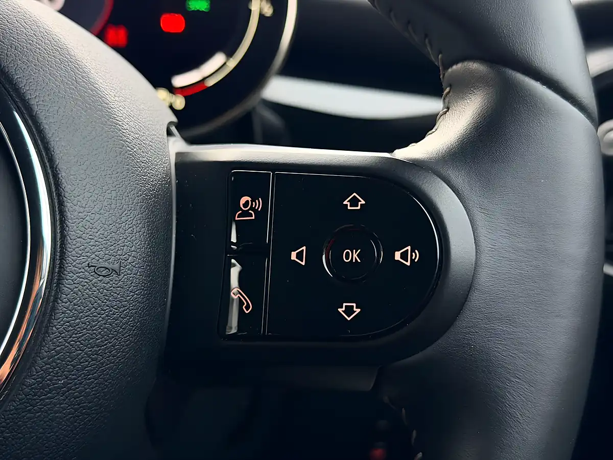 Used 2022 MINI Hatch Cooper Sport Red - Interior and Exterior details 18